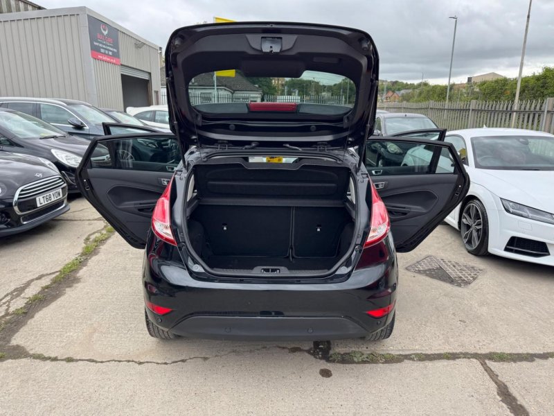 FORD FIESTA