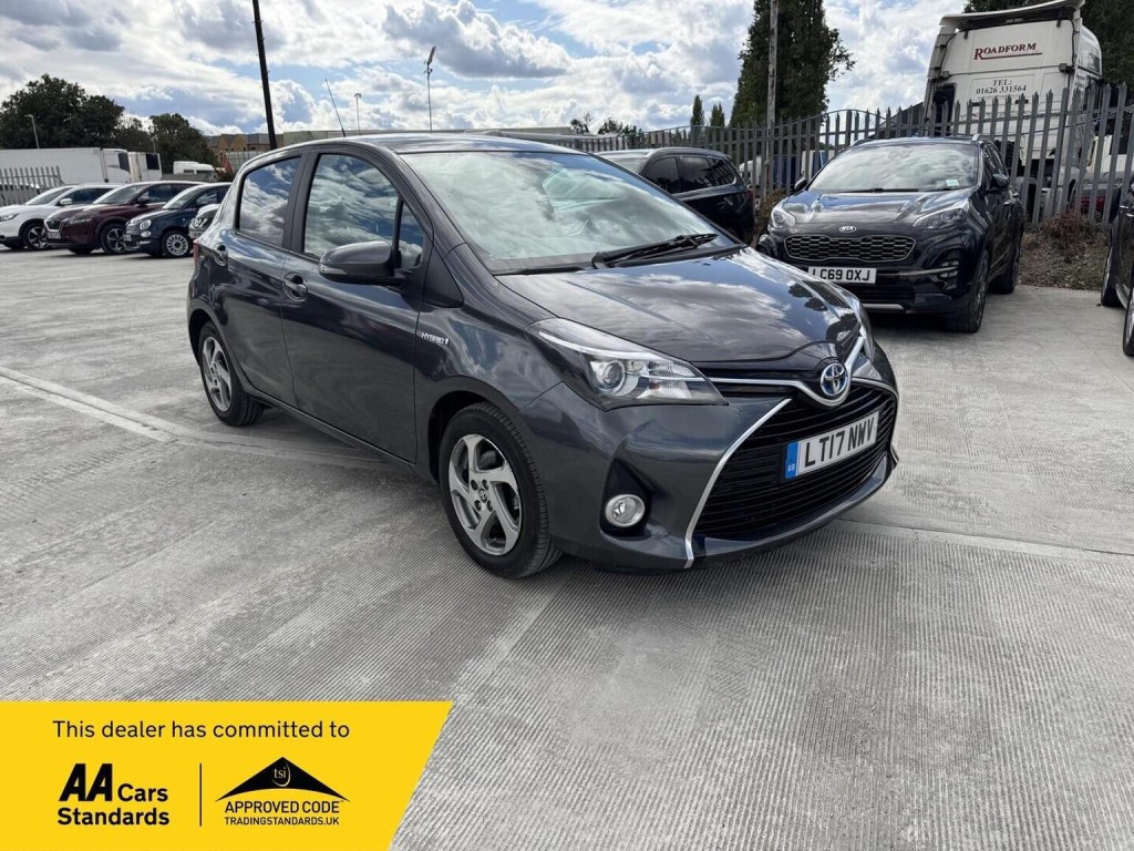 2017 Toyota YARIS